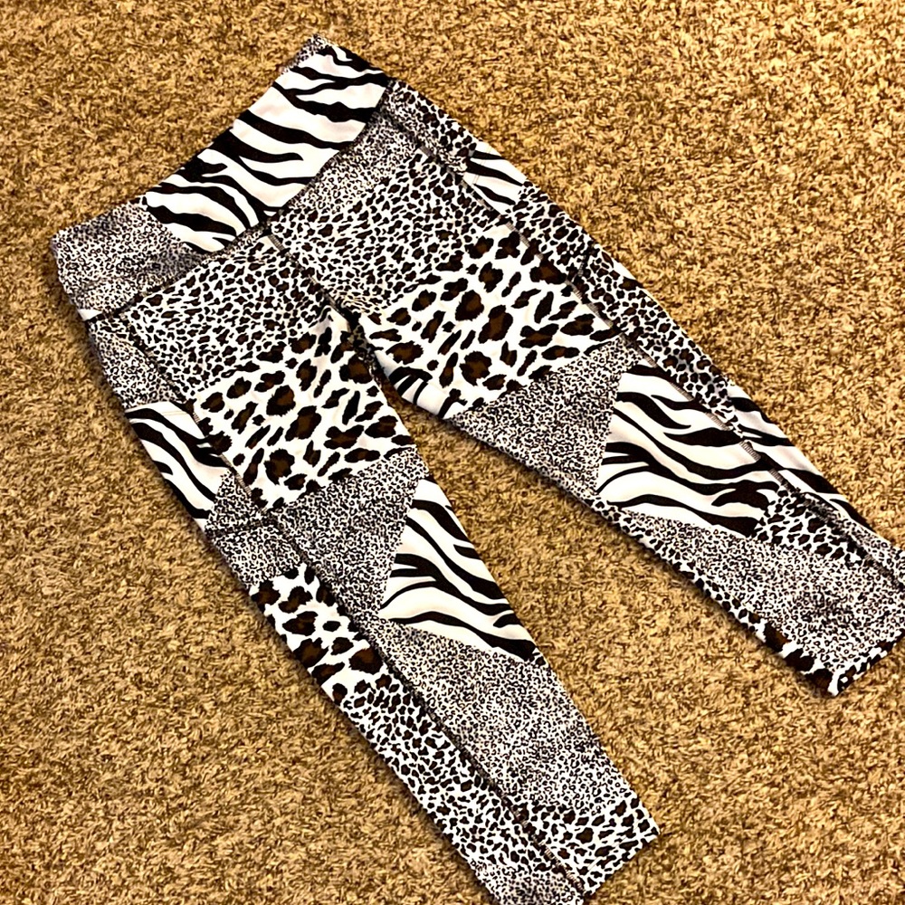 Leopard Capri Leggings